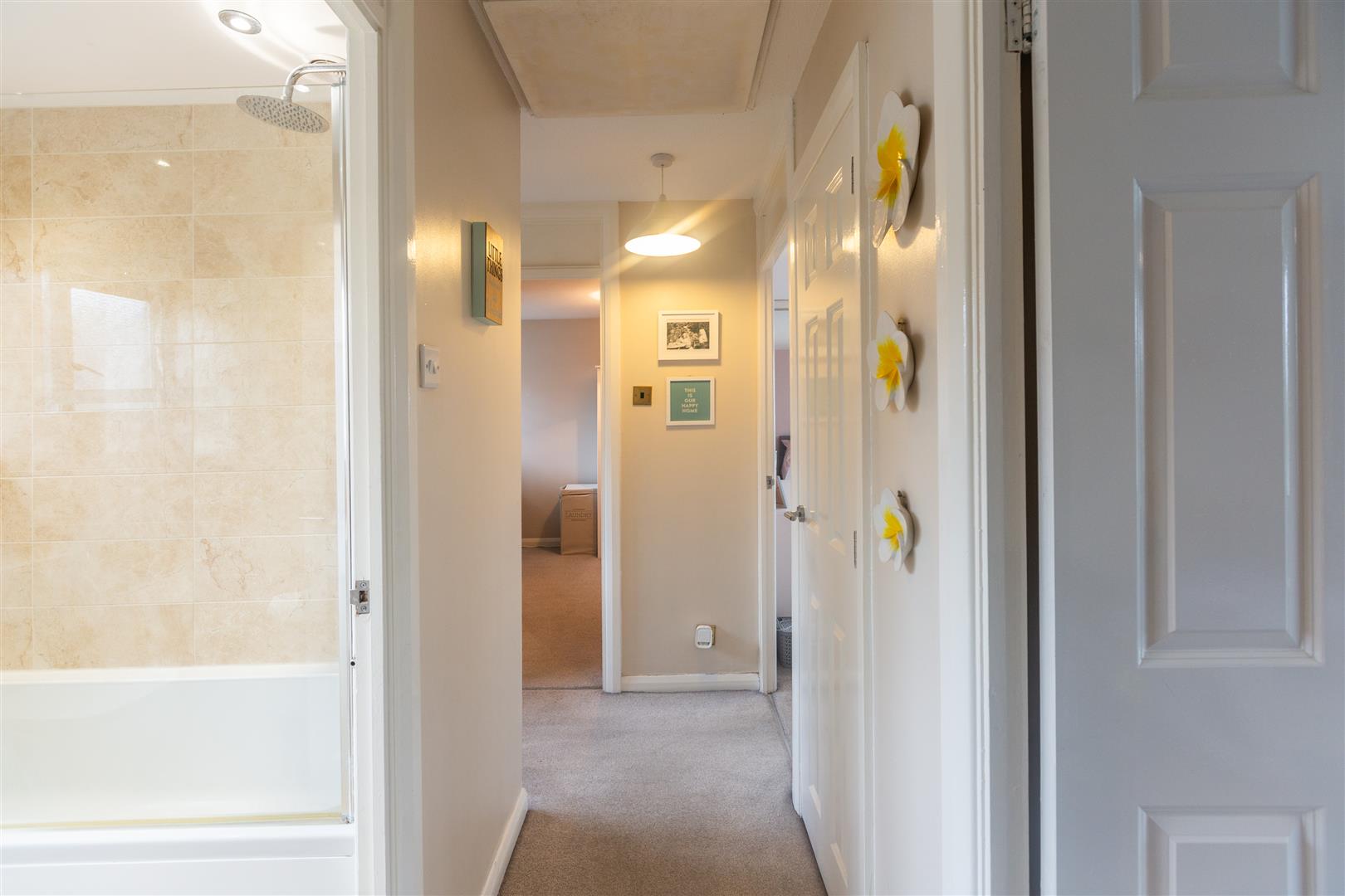 Heol Treffynnon, Parc Gwernfadog, Swansea, SA6 6SE